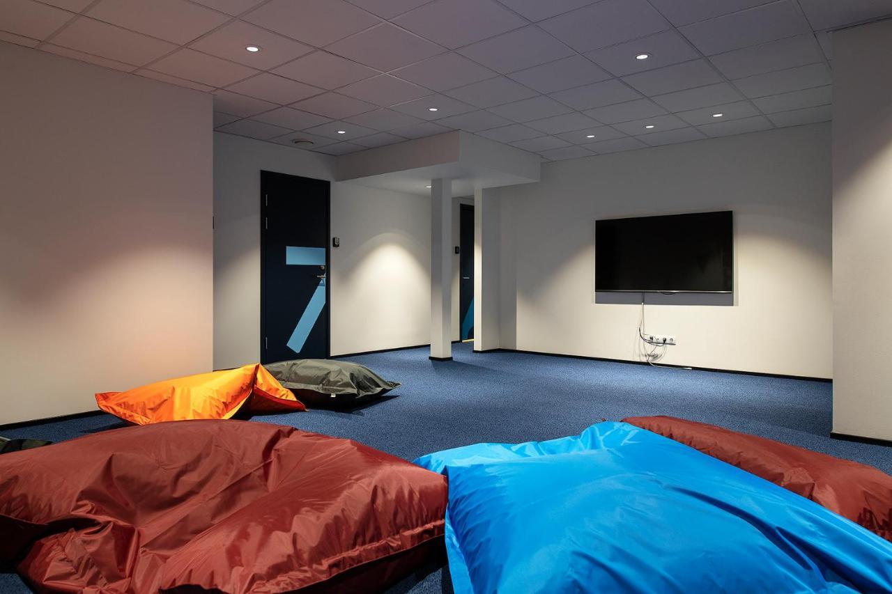 Neotel Tallinn Bagian luar foto