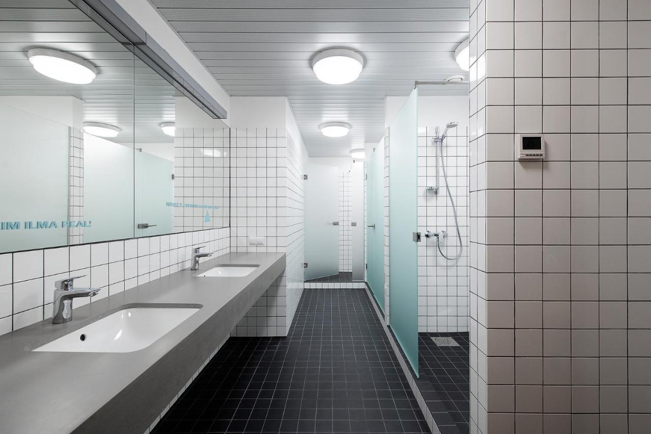 Neotel Tallinn Bagian luar foto